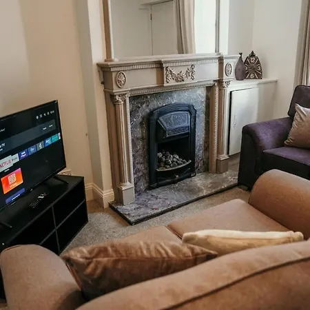Elegant 3-bedroom 3bd Quiet *