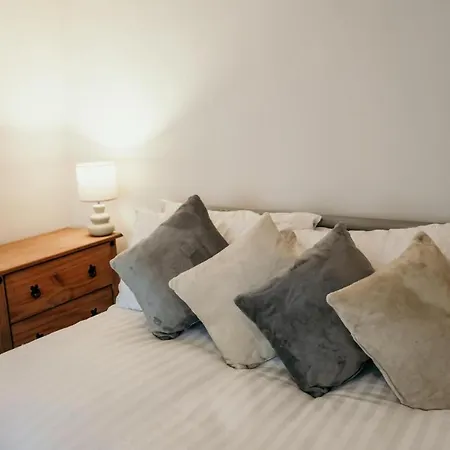 Elegant 3-bedroom 3bd Quiet * Whitehaven