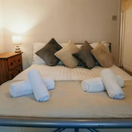 Elegant 3-bedroom 3bd Quiet Сasa de vacaciones *