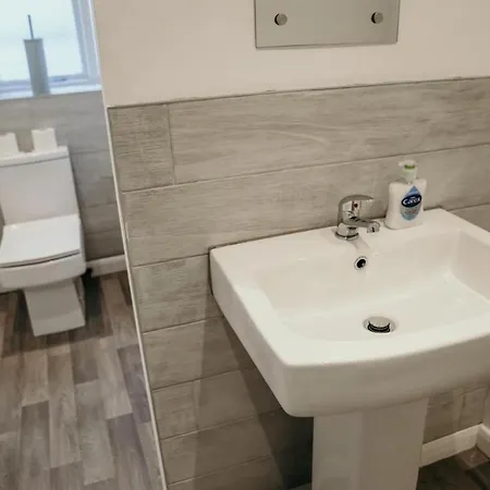 Elegant 3-bedroom 3bd Quiet Дом отдыха *